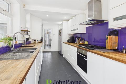 3 bedroom semi-detached house for sale, Holyhead Road, Coundon, Coventry, CV5