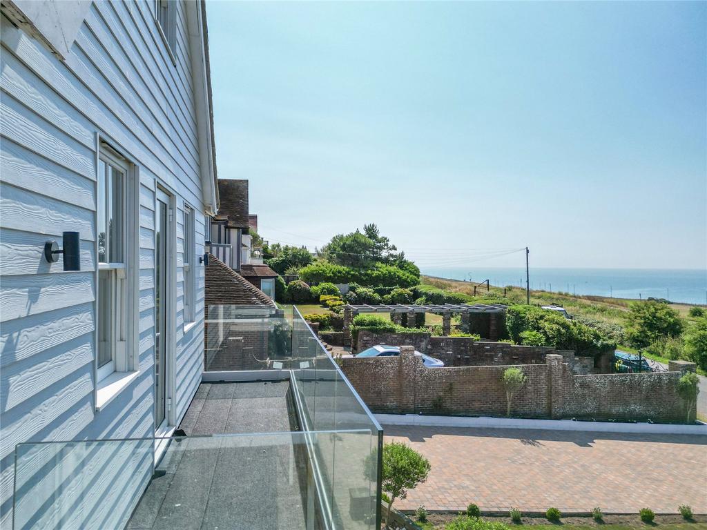 Roedean Way, Brighton, East Sussex, BN2 - View 2