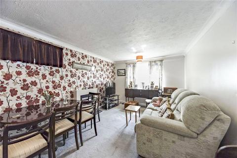 1 bedroom flat for sale, Hillcroft Court, Chaldon Road, Caterham, Surrey, CR3