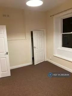 3 bedroom terraced house to rent - View 2