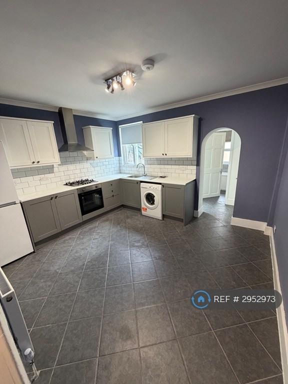 House in London, Plaistow - View 2
