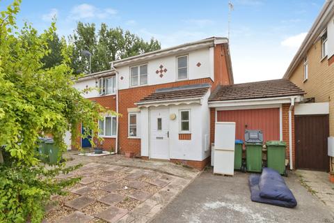 Ridge Close, London, SE28