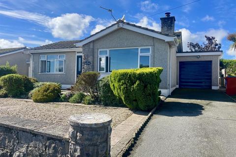 undefined, Lon Gogarth, Benllech, Tyn-Y-Gongl