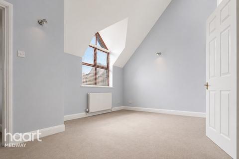 1 bedroom flat for sale, Bishops Walk, Rochester