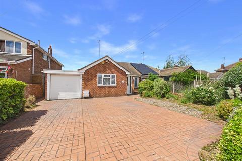 3 bedroom semi-detached bungalow for sale, Limes Avenue, Aylesbury HP21