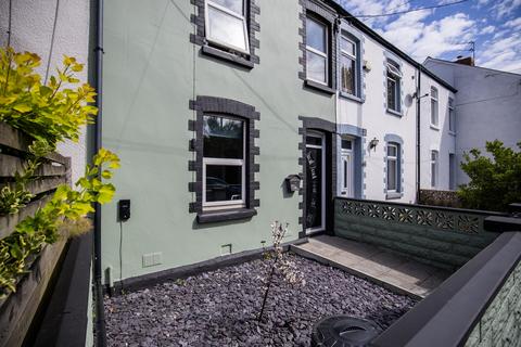 3 bedroom terraced house for sale, Cardiff Road, Dinas Powys, Vale of Glamorgan. CF64 4JW