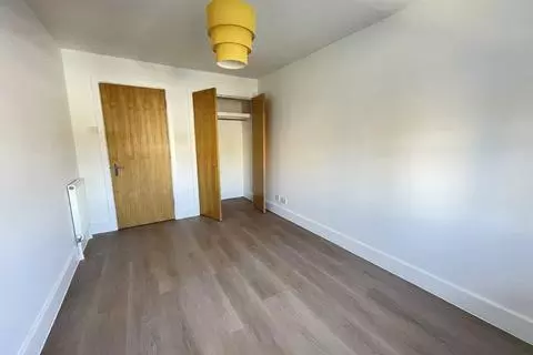 1 bedroom flat to rent - View 5