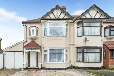 Eastern Avenue, Ilford