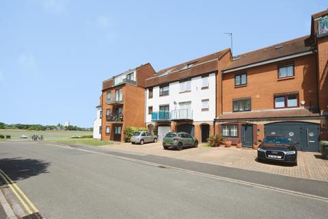 4 bedroom terraced house for sale, Ferry Road, Southsea, Hampshire, PO4