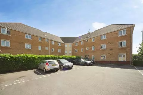 2 bedroom ground floor flat for sale, Luton