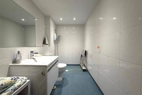 2 bedroom retirement property for sale, St. Helens Road, Swansea