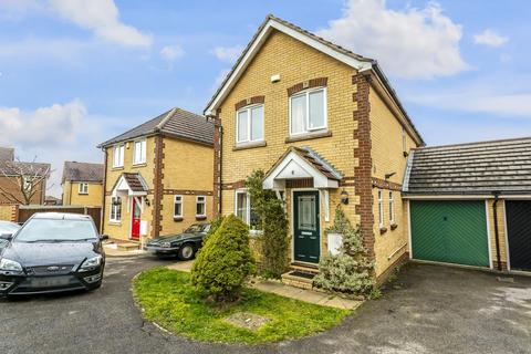 St. Lawrence Way, Caterham CR3