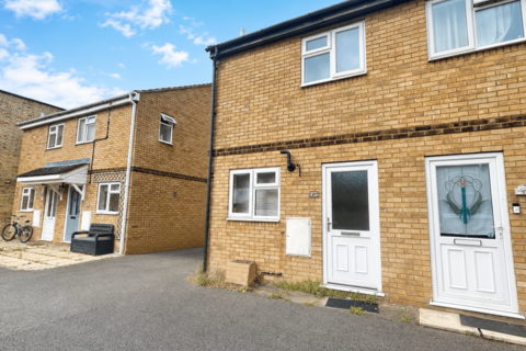 2 bedroom end of terrace house for sale, Saffron Road, Biggleswade, SG18