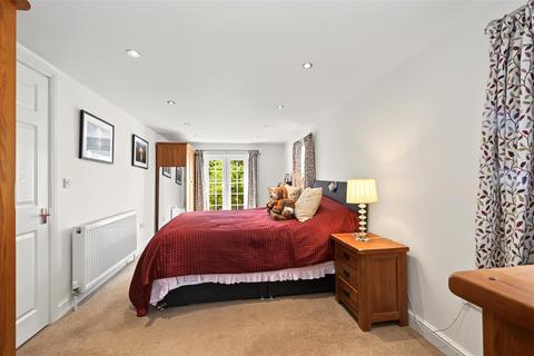 4 bedroom semi-detached house for sale, Main Street, Calverton, Nottingham