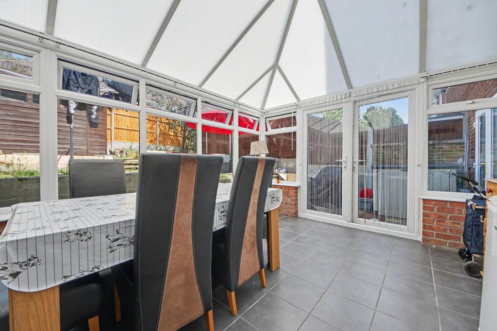 House in Southampton, Thornhill - View 3