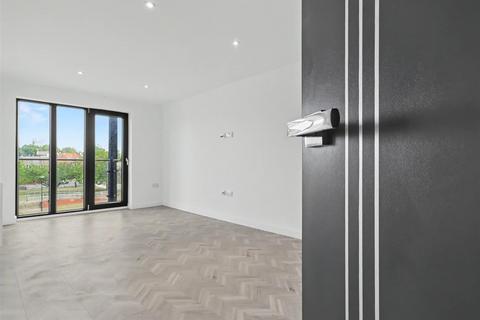 2 bedroom apartment for sale, Sidegate Road, Runham Vauxhall