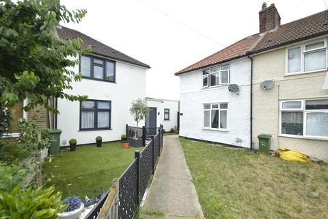 2 bedroom end of terrace house for sale, Thompson Road, Dagenham