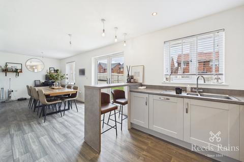 5 bedroom detached house for sale, Chancel Drive, Preston PR4