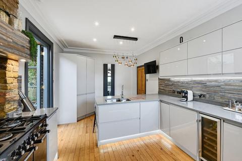 4 bedroom detached house for sale, Carshalton Park Road, Carshalton