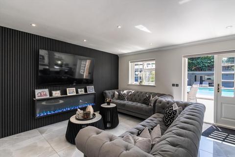 6 bedroom detached house for sale, Knowle Park, Cobham, Surrey KT11