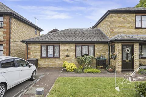 1 bedroom bungalow for sale, St James Oaks, Trafalgar Road, Gravesend