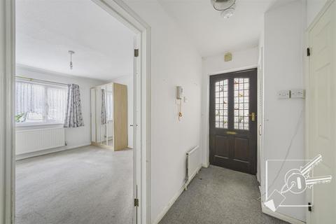 1 bedroom bungalow for sale, St James Oaks, Trafalgar Road, Gravesend