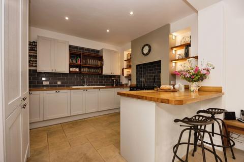 4 bedroom semi-detached house for sale, The Street, Thursley, Godalming, Surrey, GU8
