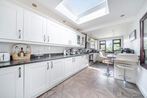 4 bedroom semi-detached house for sale, Edgebury, Chislehurst, BR7