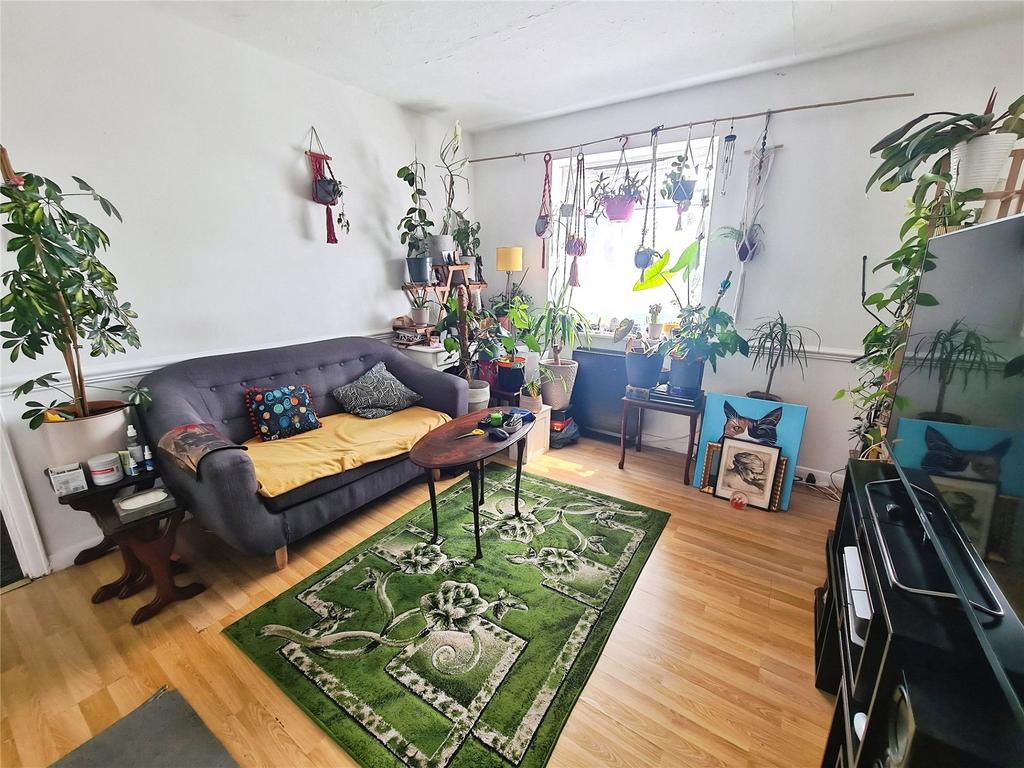 Apartment in Southampton - View 2