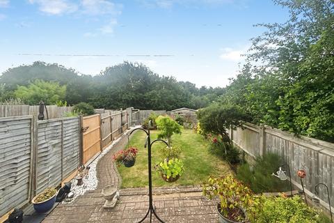 Ashby Avenue, Chessington KT9