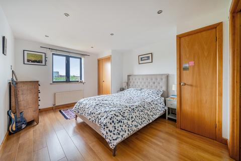 2 bedroom flat for sale, Cumberland Road, Bristol, BS1