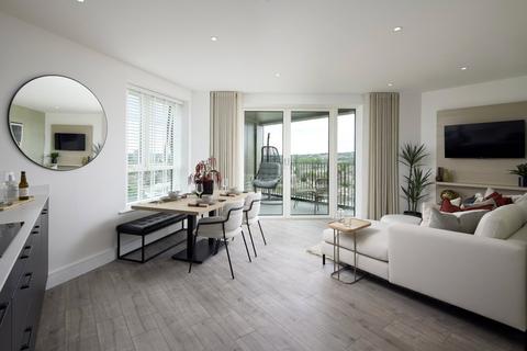 2 bedroom flat for sale, Silver Road, London, SE13