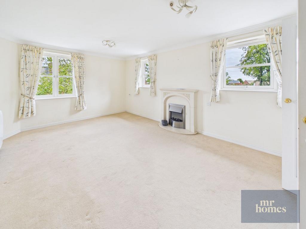 Apartment in Cardiff, Llandaff - View 2
