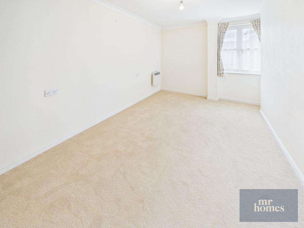Apartment in Cardiff, Llandaff - View 5