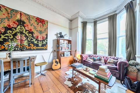 2 bedroom flat for sale, Lordship Lane, Dulwich, London, SE22