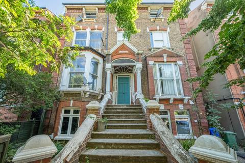 2 bedroom flat for sale, Lordship Lane, Dulwich, London, SE22