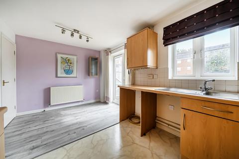 undefined, Cable Street, Hampshire SO50