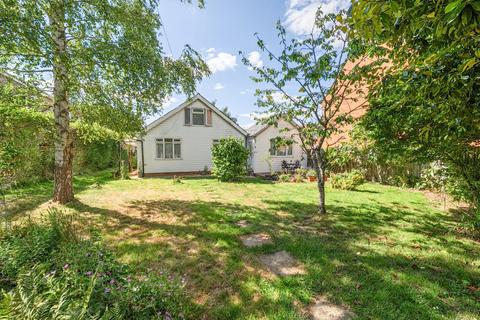 4 bedroom bungalow for sale, Hadlow Road, Tonbridge, TN10