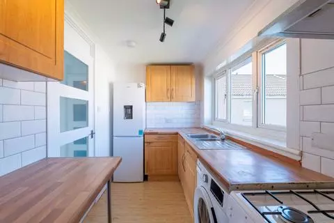 1 bedroom flat for sale - View 5