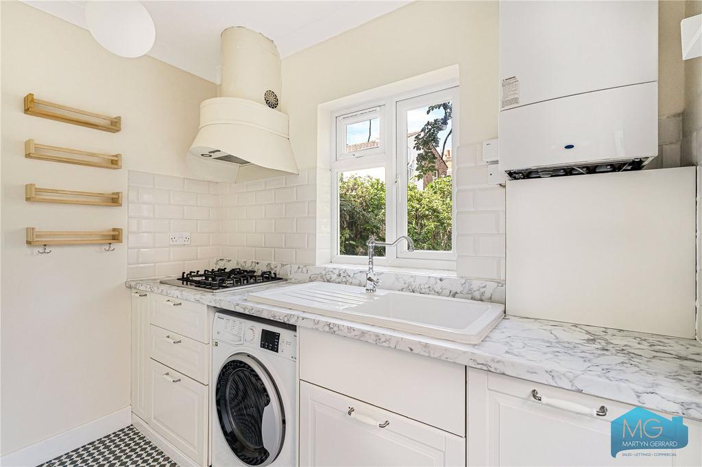 Apartment in London, Finchley - More