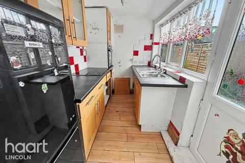 2 bedroom terraced house for sale, Portland Street, Lincoln
