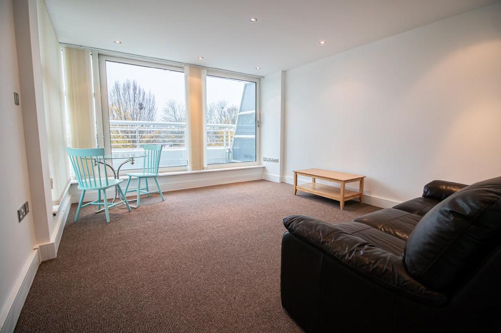Sovereign Quay, Havannah Street, Cardiff Bay - View 3