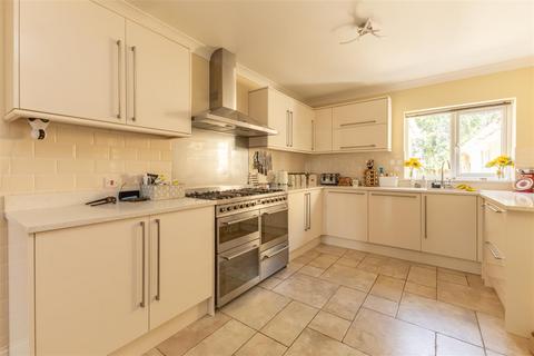 5 bedroom detached house for sale, Harley Shute Road, St. Leonards-On-Sea