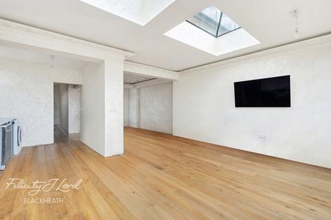 3 bedroom semi-detached house for sale, Plum Lane, London