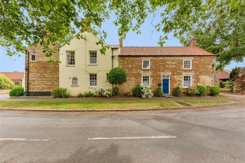 12 bedroom detached house for sale, High Street, Caythorpe, GRANTHAM