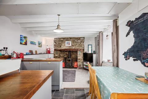 1 bedroom cottage for sale, Llangrannog, Ceredigion SA44