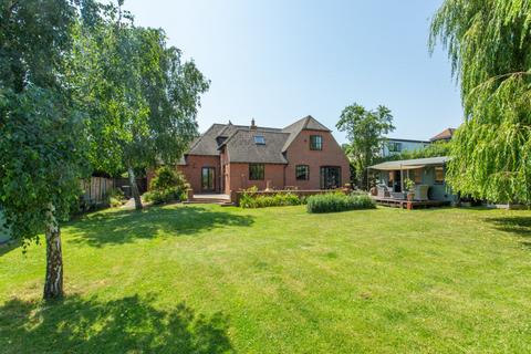 4 bedroom detached house for sale, Dargate Road, Yorkletts, Whitstable, Kent, CT5