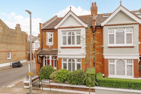 4 bedroom end of terrace house for sale, Wakehurst Road, London SW11