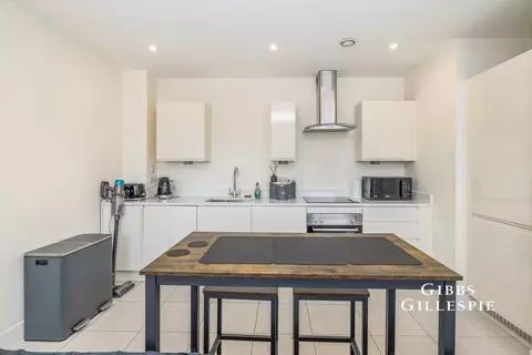 1 bedroom flat to rent - View 4