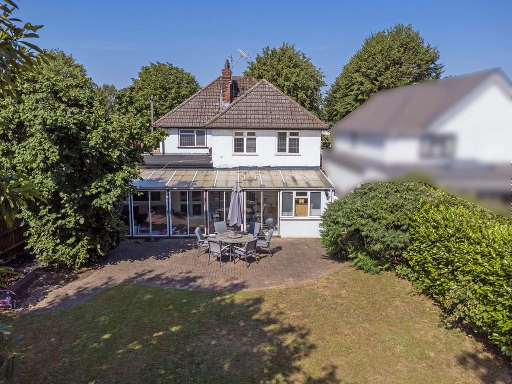 House exterior, garden